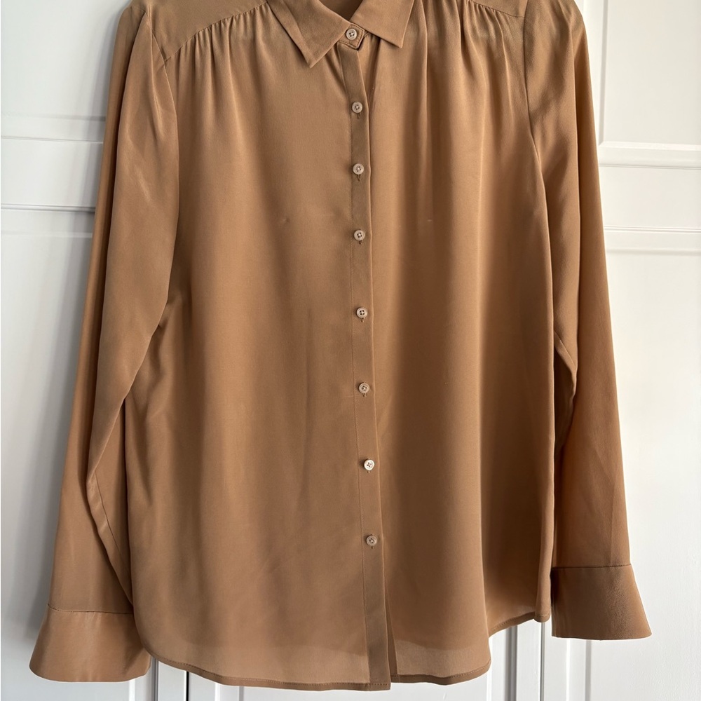 Ann Taylor Women's Tan Button-Down Shirt